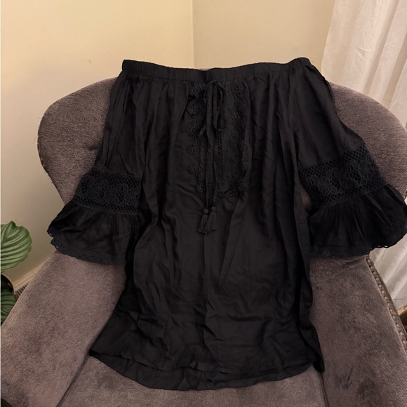 Violet Kay Elegant Black Off-Shoulder Coverup - Picture 1 of 7